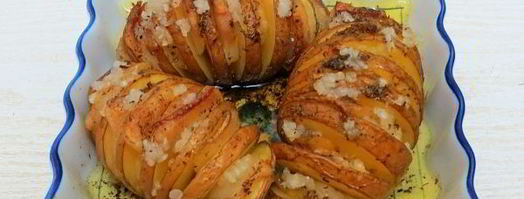 картошка-гармошка с салом в духовке. Шаг 7