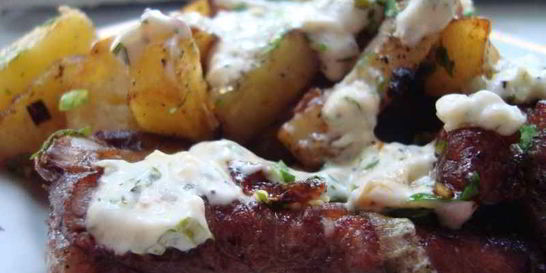 Картошка по-деревенски в духовке с мясом