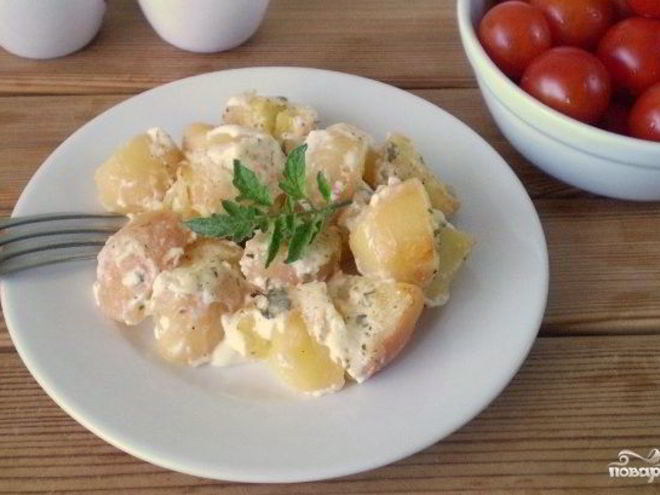 Рецепт картошки под чесночным соусом в духовке