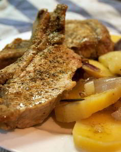 Картошка с ребрышками в духовке