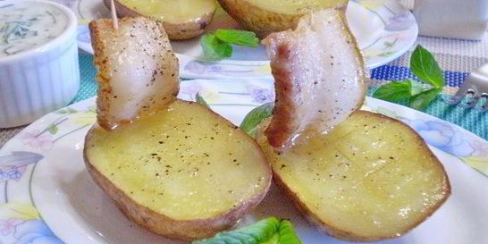 Картошка с салом в духовке Кораблики