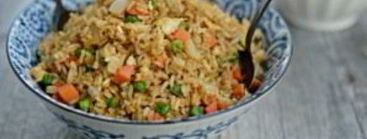 коричневый рис с яйцом и овощами. Шаг 5