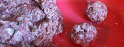 лапша с мясными фрикадельками в молочном соусе. Шаг 2