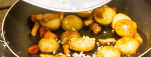 мини-картофель с лисичками. Шаг 7