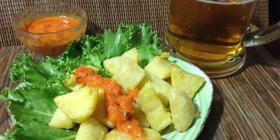 Пататас бравас — картофель по-испански