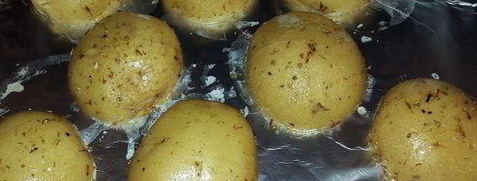 печеный картофель с красной икрой. Шаг 2