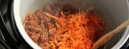 рис с фаршем и морковью в мультиварке. Шаг 4