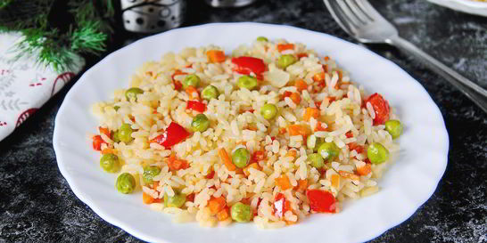 Рис с горохом и сладким перцем