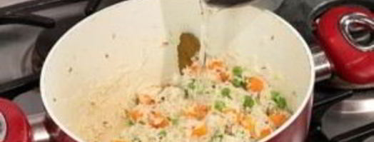 рис с морковью и горошком. Шаг 5