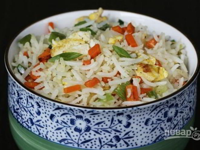 Рецепт риса с жареными овощами и яйцом