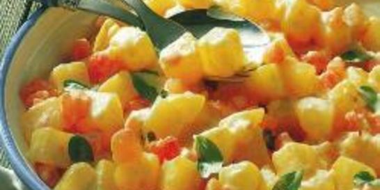 Сливочный картофель с помидорами