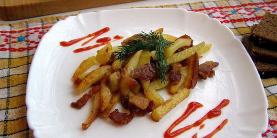 Жареная картошка с салом