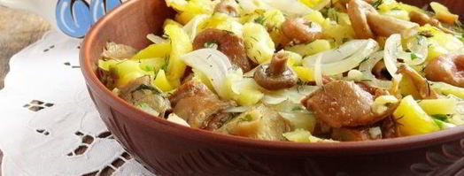 жареная картошка с солеными грибами. Шаг 18