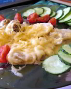 Жареный картофель с говядиной в сметанном соусе