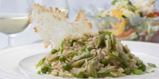 Жареный рис с фасолью