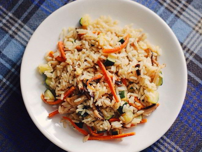 Рецепт жареного риса с яйцом по-китайски