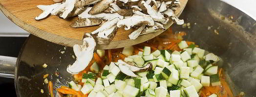 жареный рис с яйцом по-китайски. Шаг 4