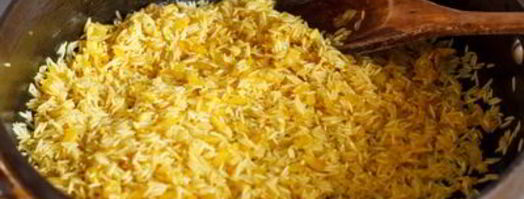 желтый рис с курицей и жареными кешью. Шаг 6