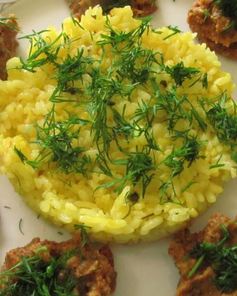 Золотистый рис с паштетом из маша