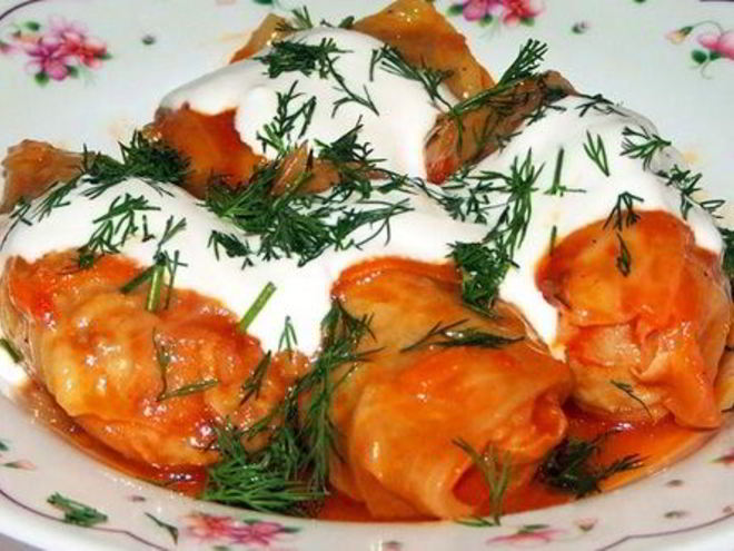 Рецепт диетических голубцов в сметане