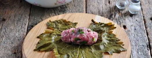 долма из маринованных виноградных листьев. Шаг 6