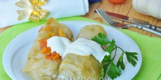 Голубцы со свиным фаршем и патиссонами