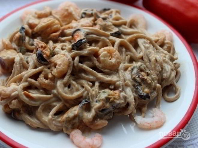 Рецепт гречневой лапши с морепродуктами