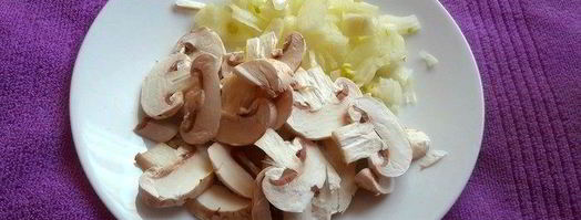 гречневая лапша с тунцом и грибами. Шаг 3