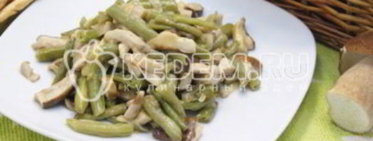 белые грибы со стручковой фасолью. Шаг 7