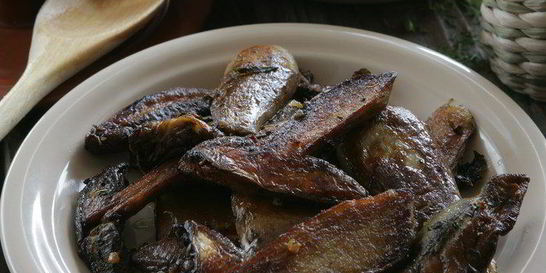 Белые грибы, запеченные с мятой