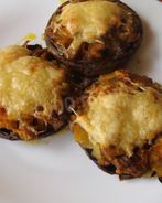 Фаршированные грибы Портобэлло