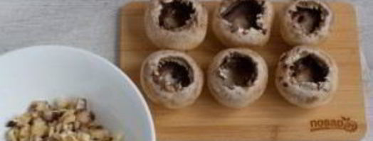 фаршированные шампиньоны шикарные. Шаг 2