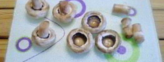 грибы фаршированные в духовке. Шаг 2