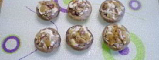 грибы фаршированные в духовке. Шаг 13