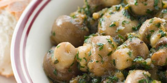 Грибы с чесноком