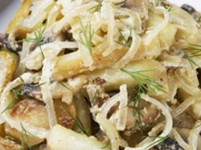 Рецепт грибов с картофелем и сметаной