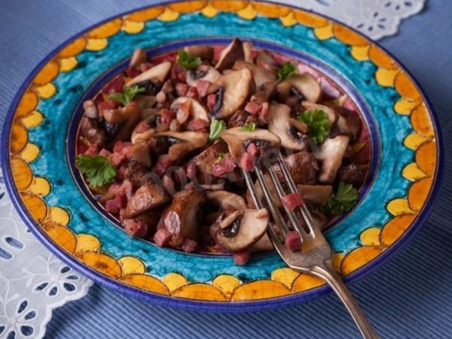 Рецепт грибов с ветчиной