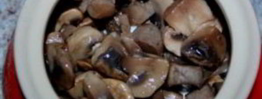 грибы в духовке в горшочке. Шаг 3