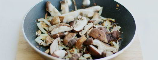 грибы в сметане. Шаг 4