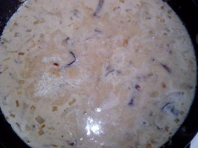 Рецепт грибов в сметанном соусе с прованскими травами