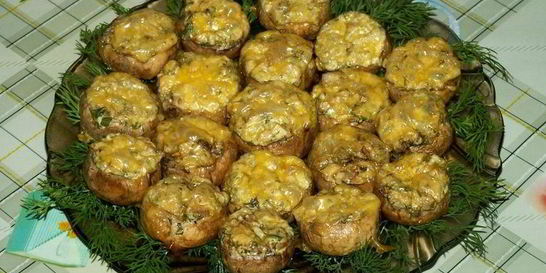 Грибы, запеченные под сыром