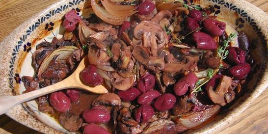 Грибы, запеченные в красном вине