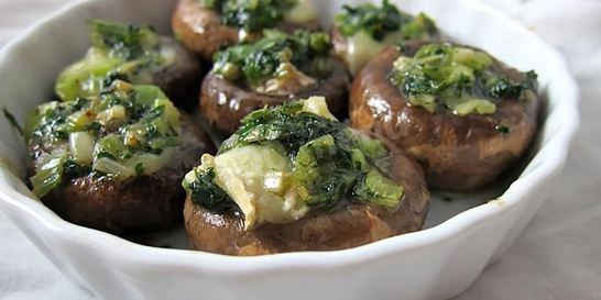 Королевские шампиньоны фаршированные сыром Бри