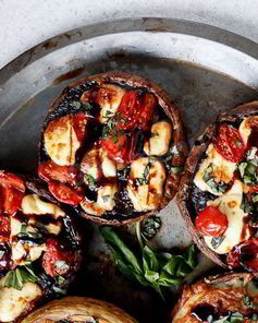 Королевские шампиньоны запеченные с черри и моцареллой