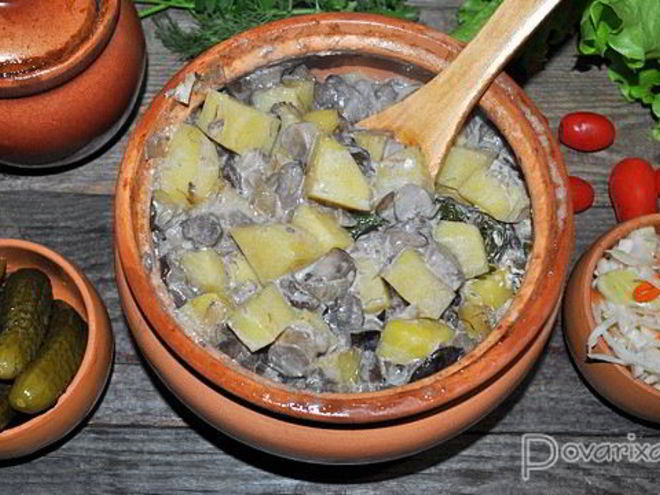 Рецепт лесных грибов с картофелем в горшочках