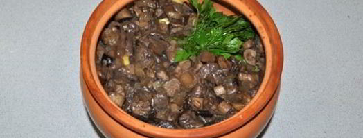 лесные грибы с картофелем в горшочках. Шаг 6