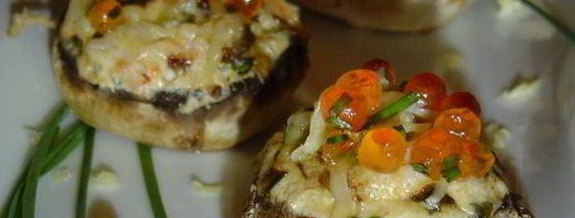 шампиньоны фаршированные морское искушение. Шаг 2