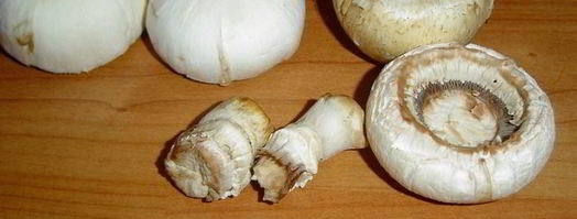 шампиньоны фаршированные морское искушение. Шаг 5