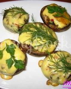 Шампиньоны фаршированные цуккини и сыром
