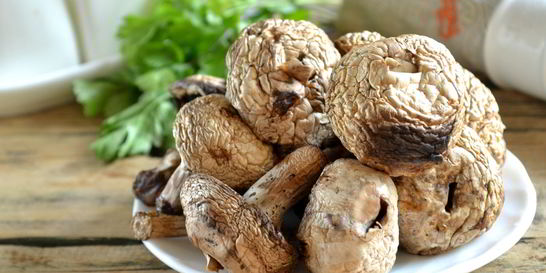 Шампиньоны на мангале